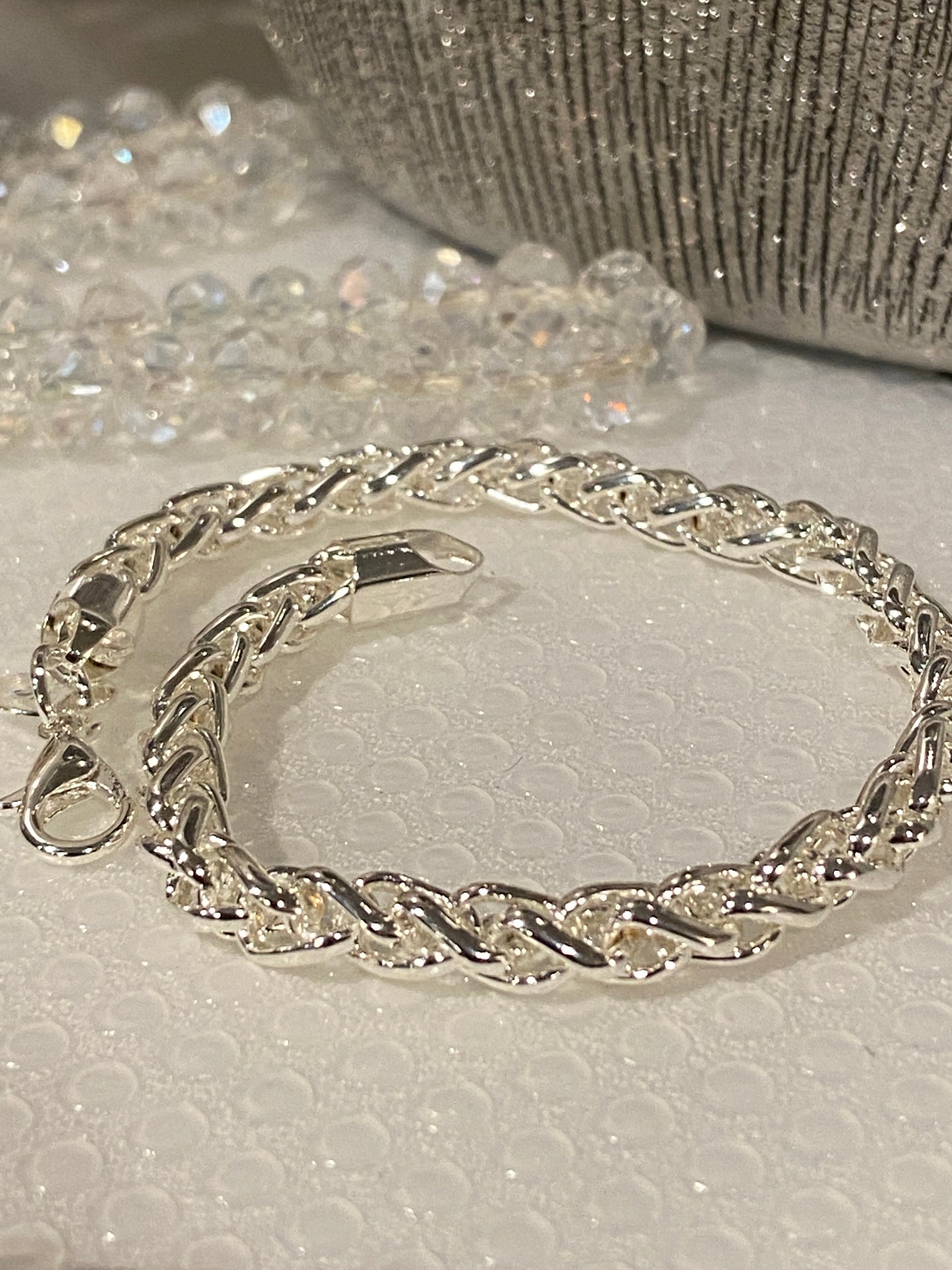 925  Sterling Silver Twisted Chain Bracelet Bangle .7.5" length.(weight 0.3oz)