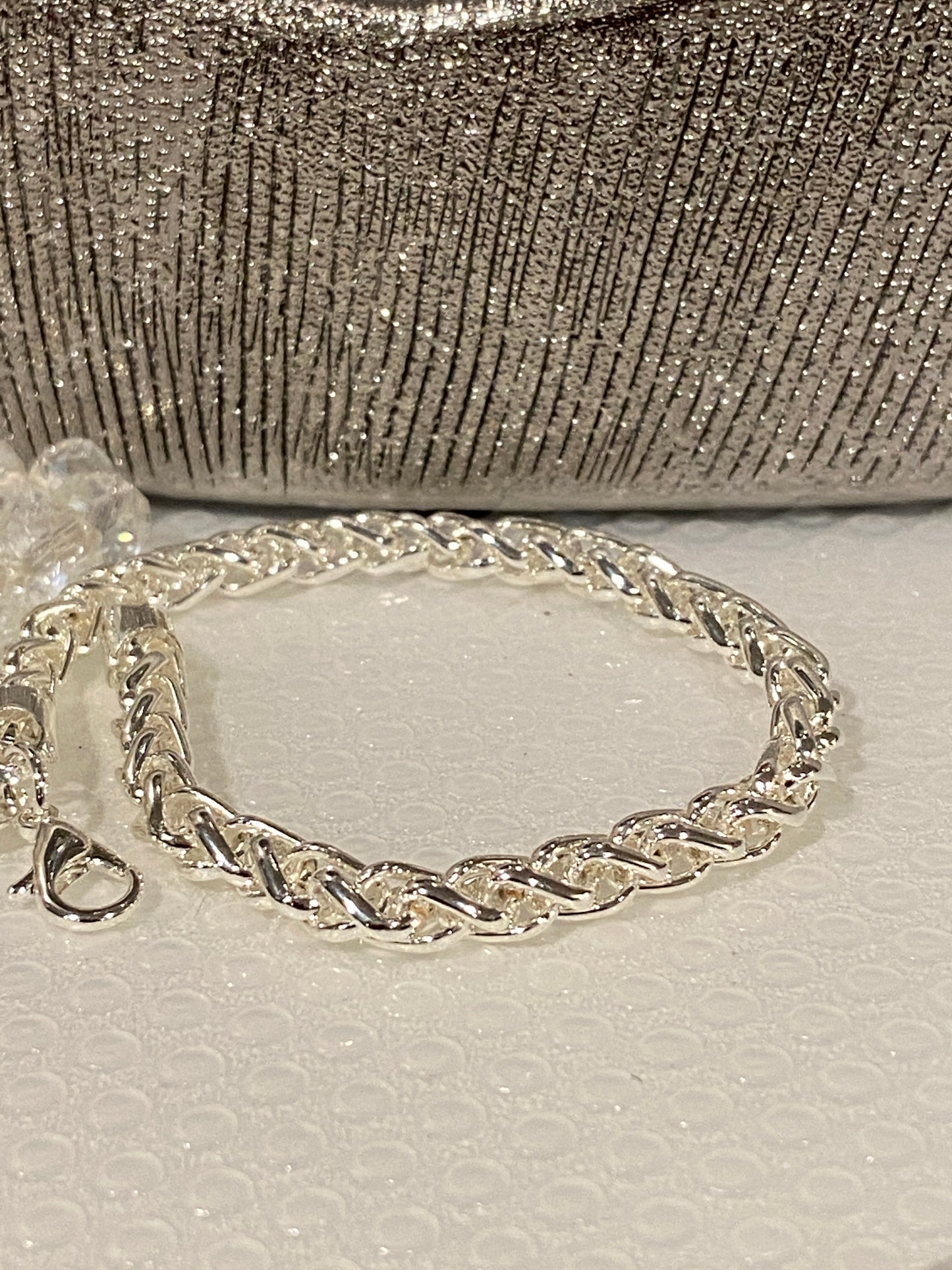 925  Sterling Silver Twisted Chain Bracelet Bangle .7.5" length.(weight 0.3oz)